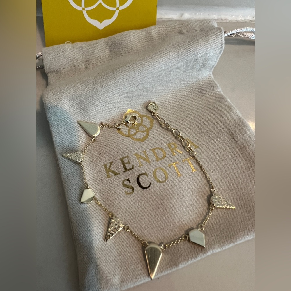 Kendra scott Demi chain Bracelet in Color Gold with spiked charms